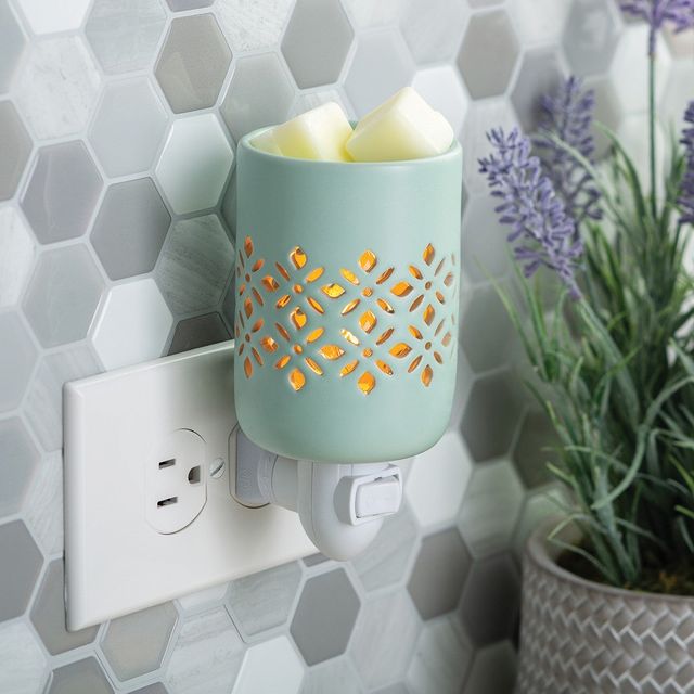 Mint Pluggable Wax Warmer