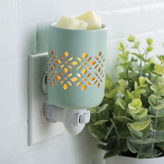 Mint Pluggable Wax Warmer