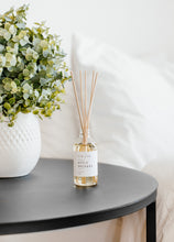 Load image into Gallery viewer, Apple Orchard Reed Diffuser
