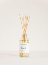 Load image into Gallery viewer, Milk + Honey Reed Diffuser
